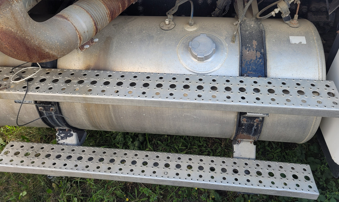 Semi Fuel Tanks, Each