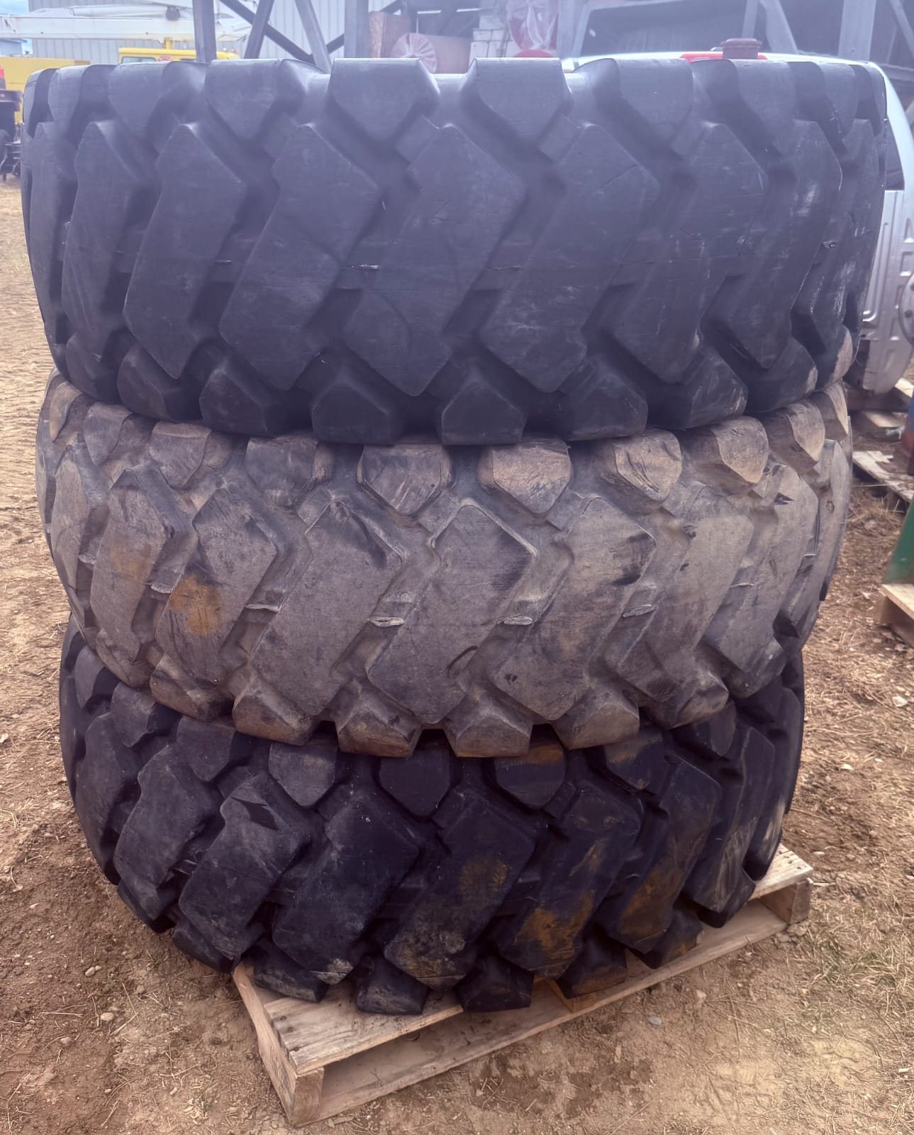20.5-25 Tire Each