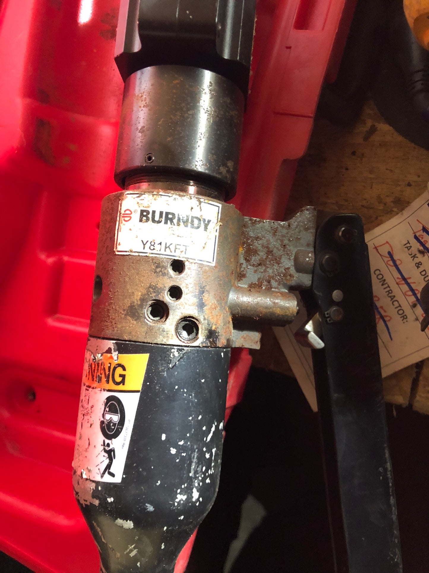 Burndy Dieless Y81KFT Hand Crimper