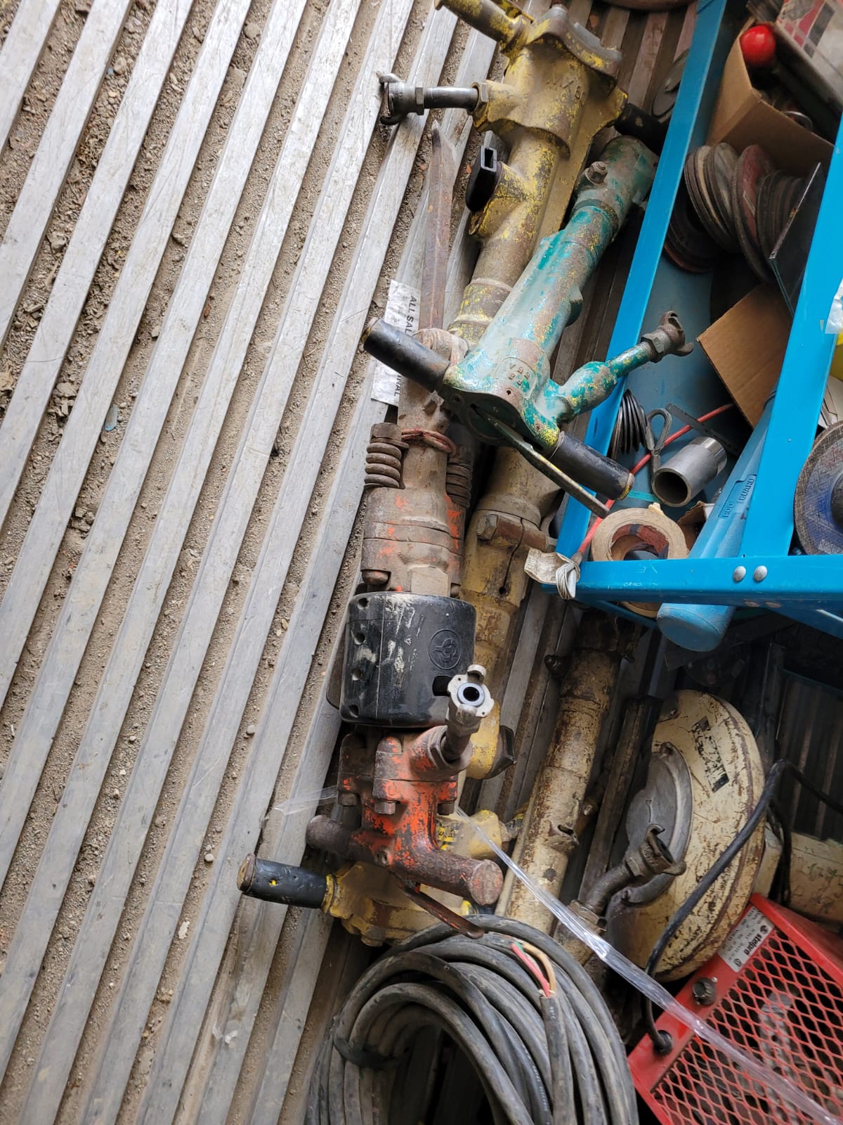 Pneumatic Jack Hammer