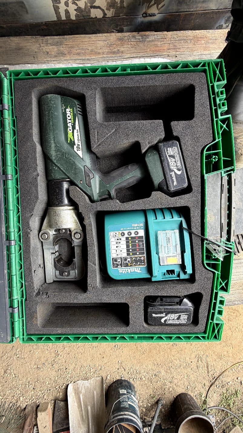 Greenlee Gator Cable Crimper