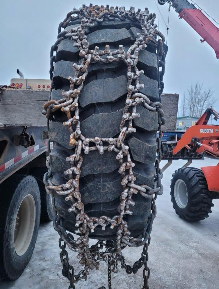 23.5 x 25 New Tire Chains, each