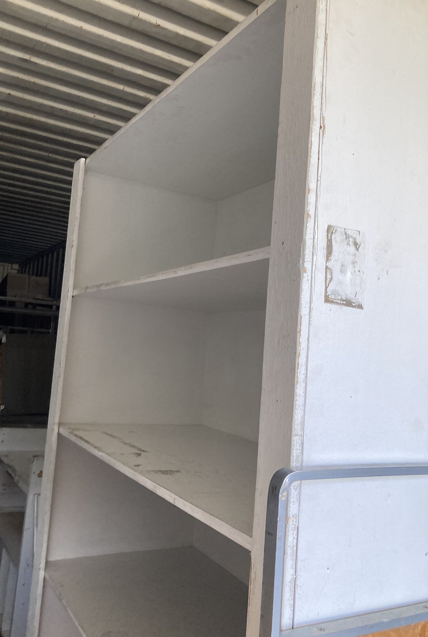 Shelving Each