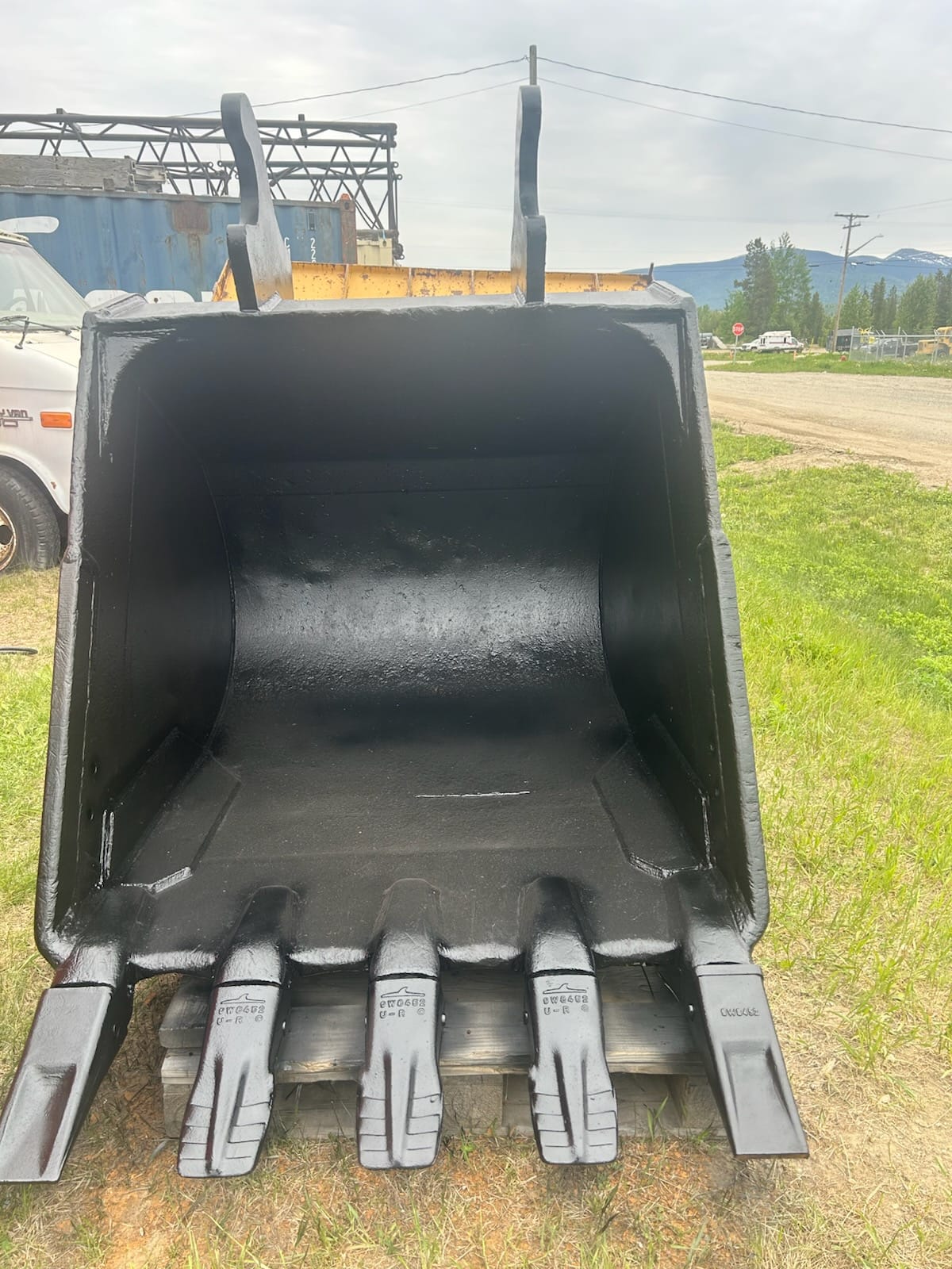 330 Excavator Bucket
