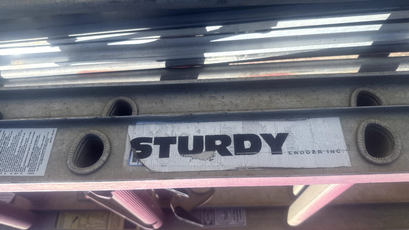 50' Aluminum Sturdy Ladder