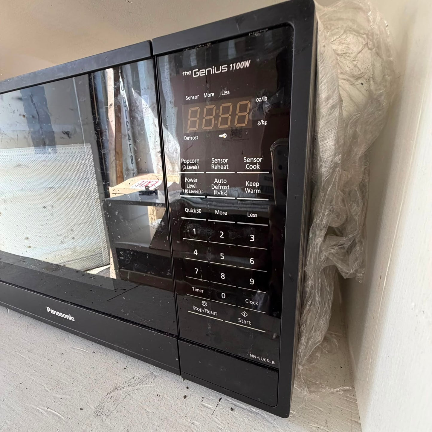 PANASONIC MICROWAVE (NEW)