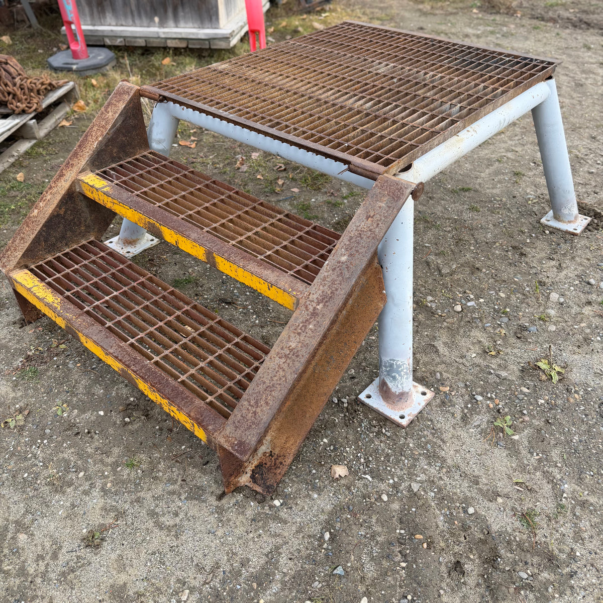 Heavy-Duty Steel Steps