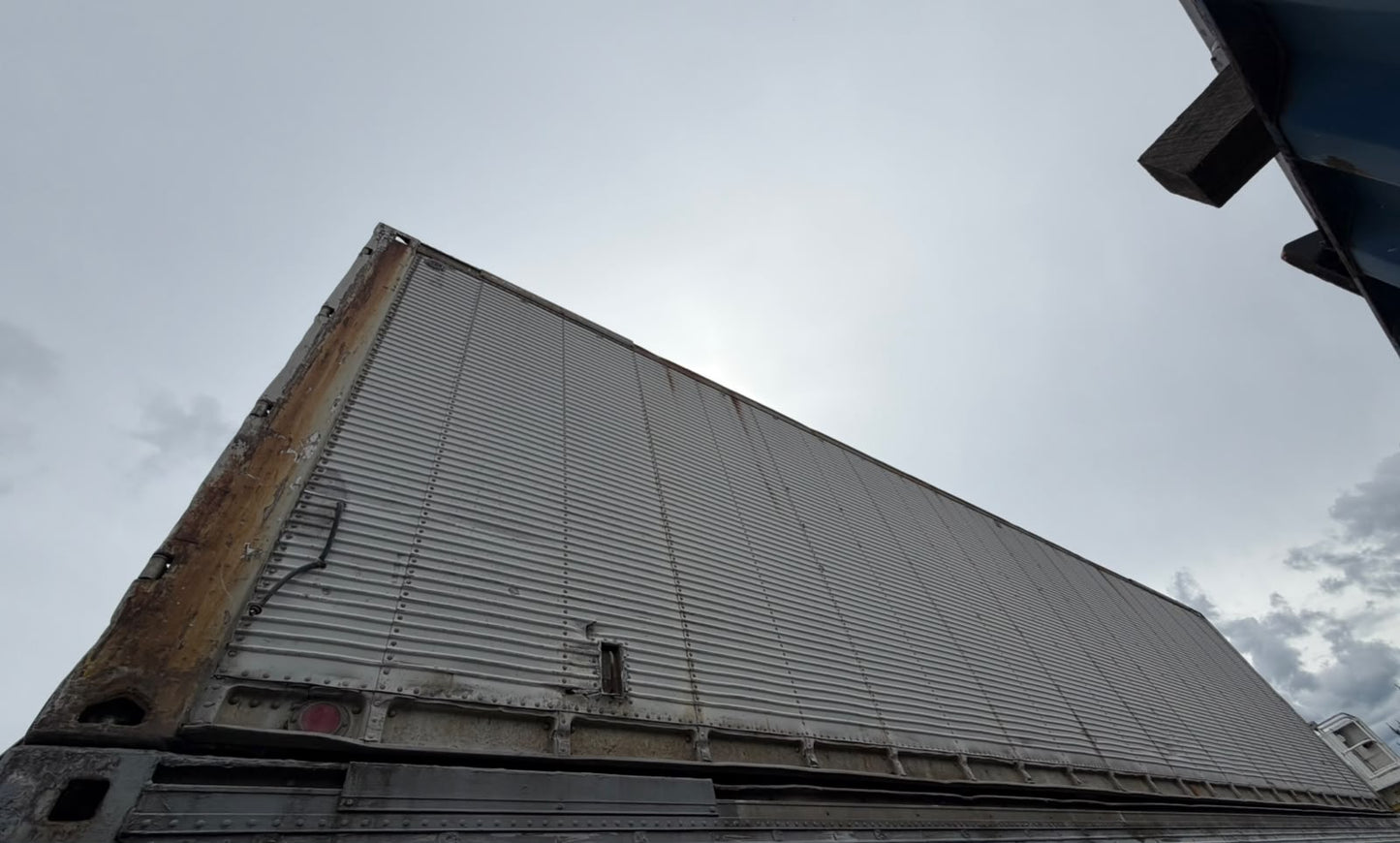 35’ Insulated Old Shipping Container