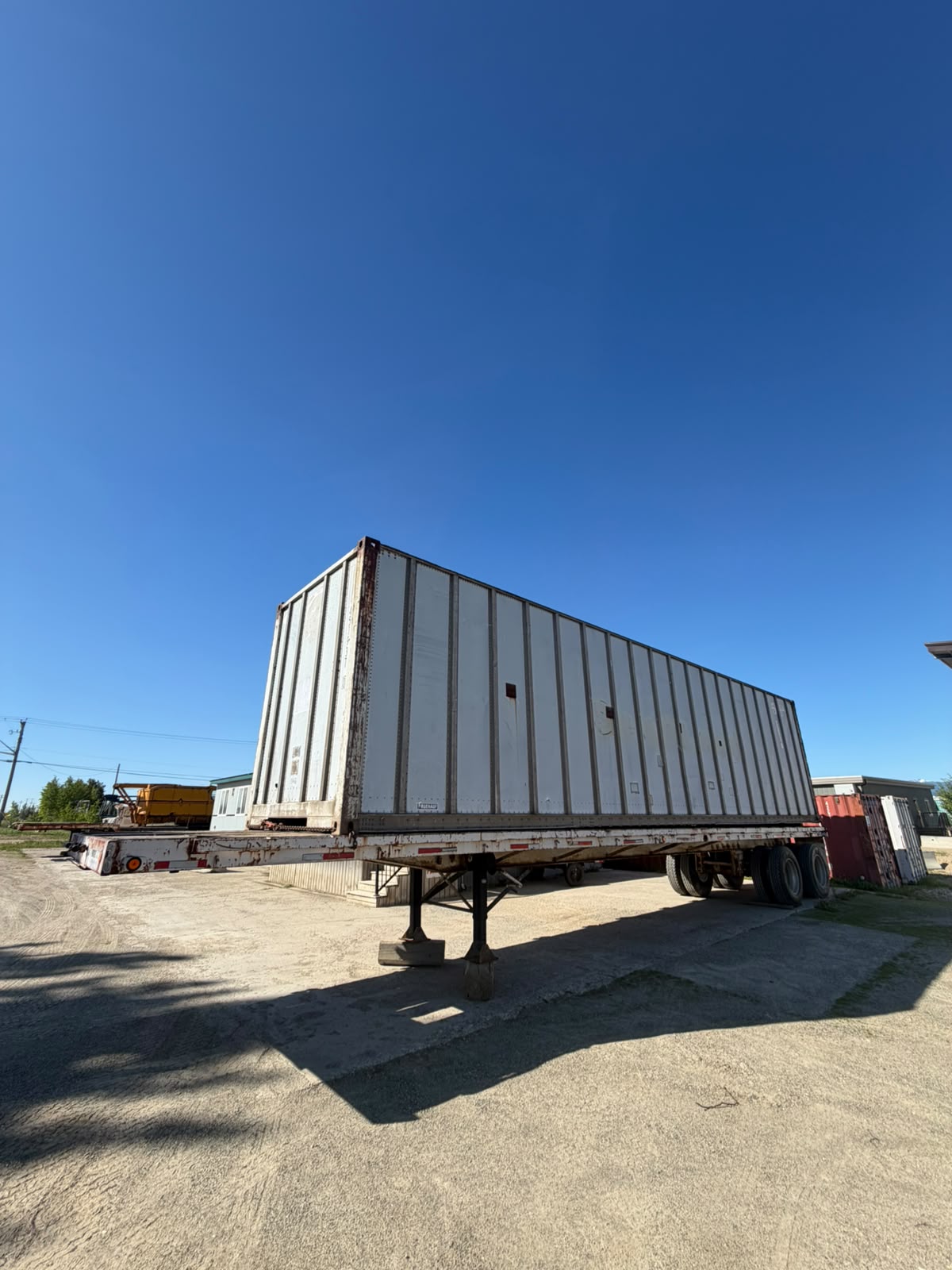 40’ Non-Insulated Old Shipping Container