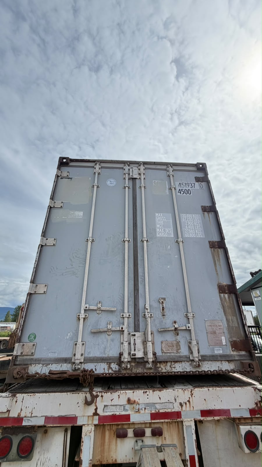 40’ Non-Insulated Old Shipping Container