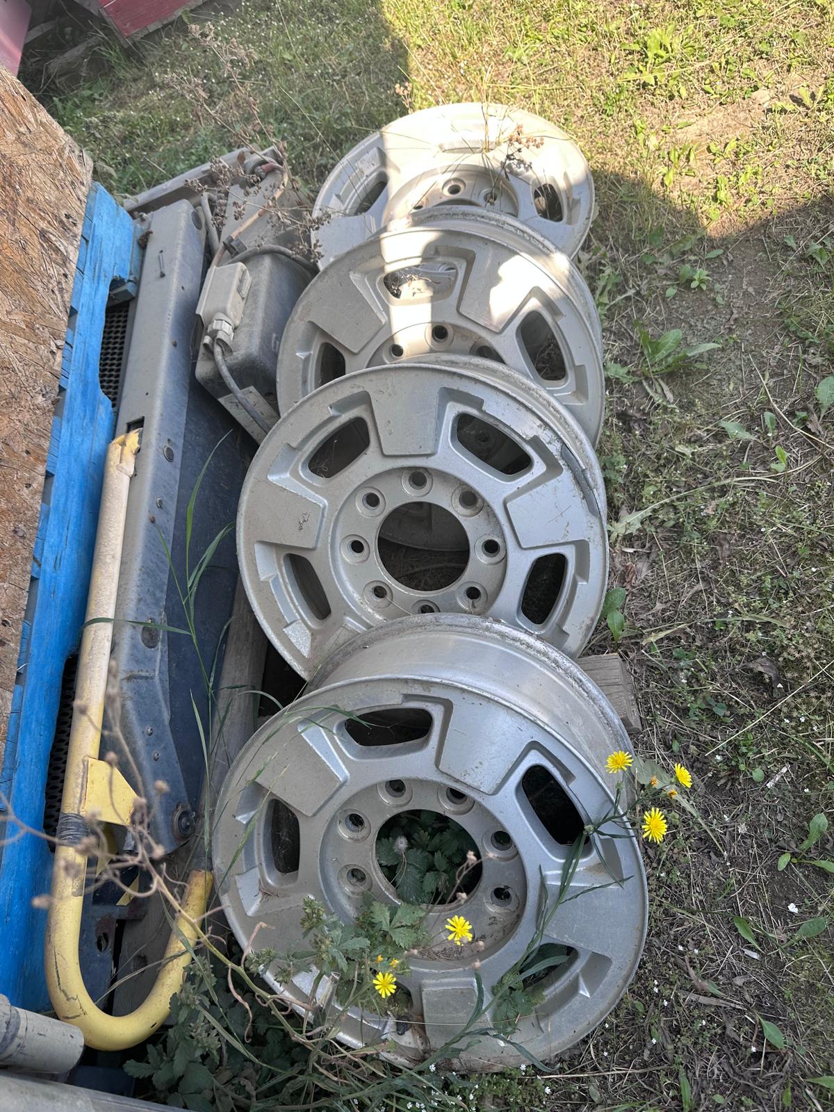 17" Chevy 8 Bolt Rims