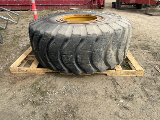 23.5 R25 Michelin Tire