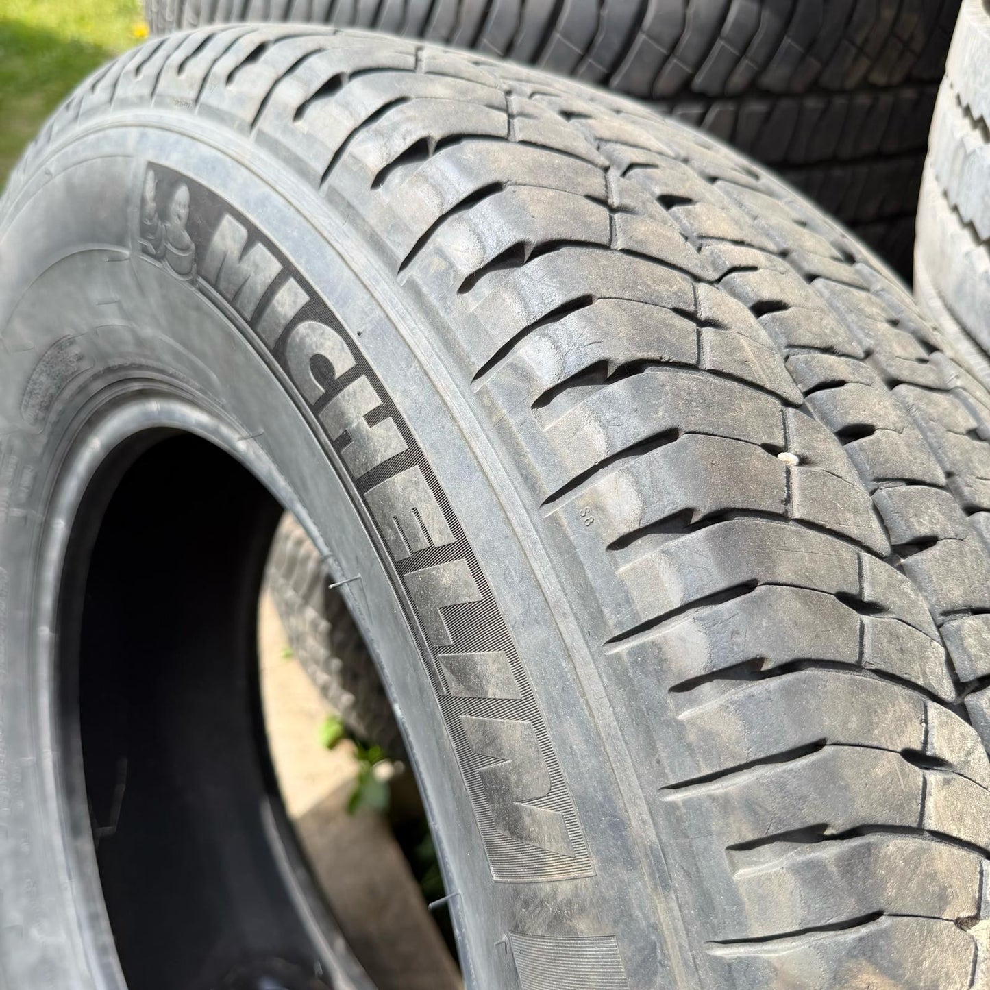 Michelin 265 70R/18, each