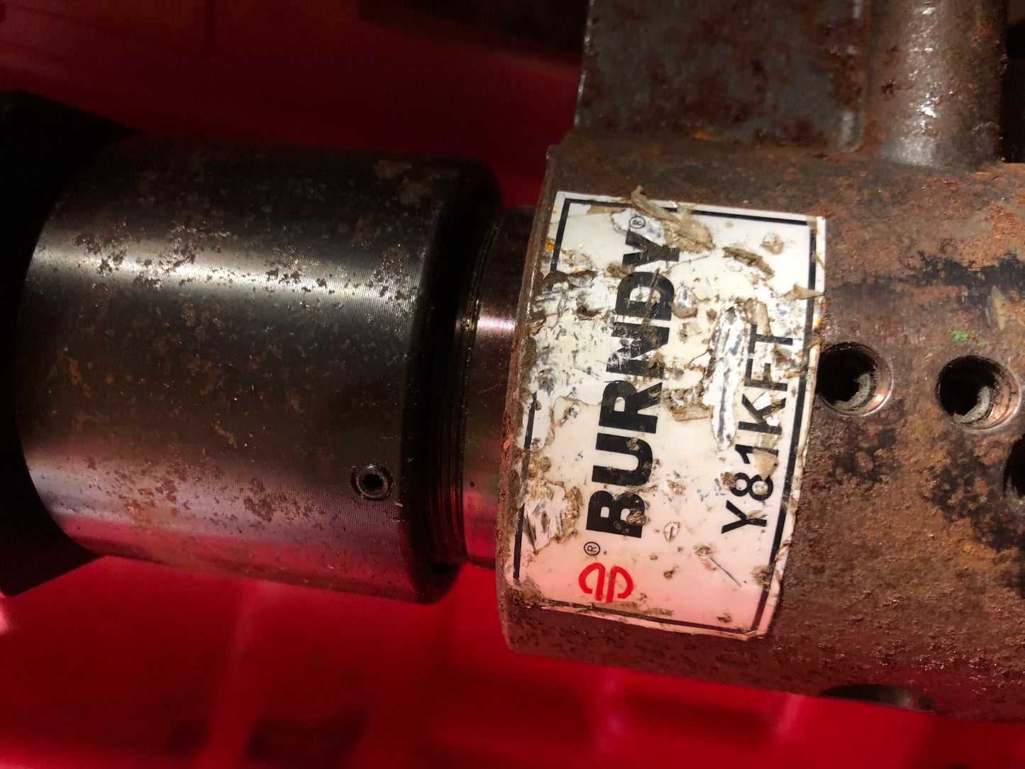 Burndy Dieless Y81KFT Hand Crimper