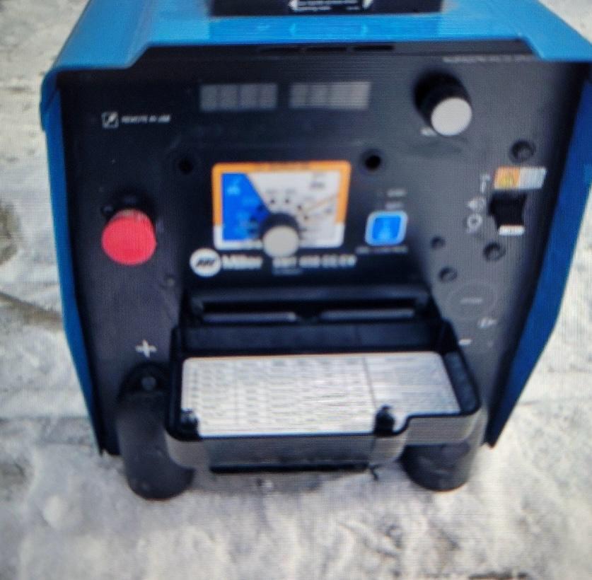 XMT 450 Miller Welder