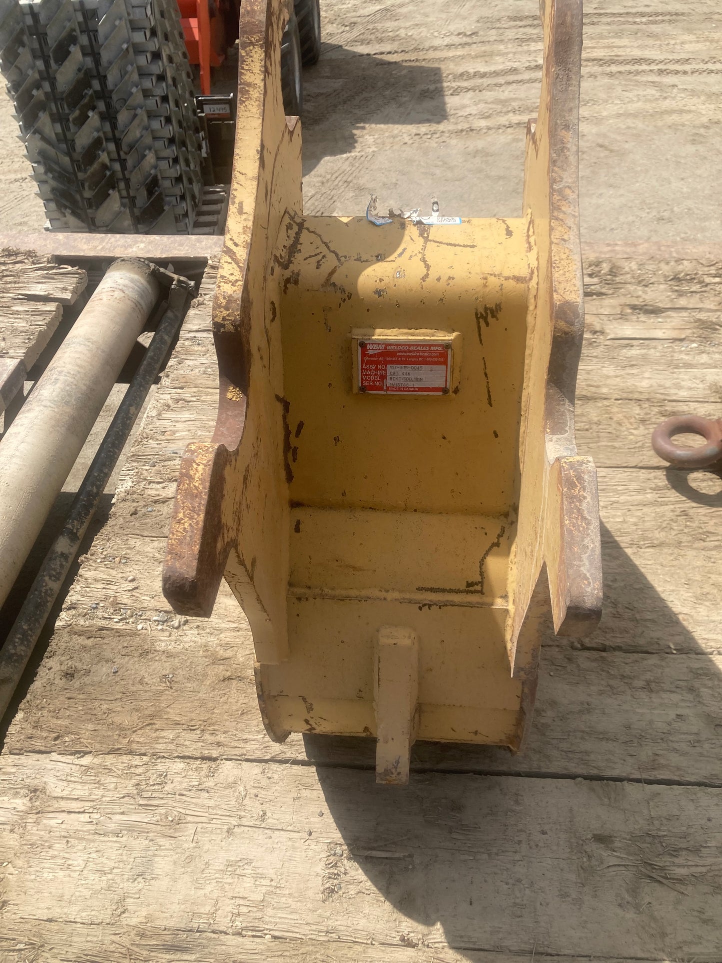 CAT 446 18" Bucket New