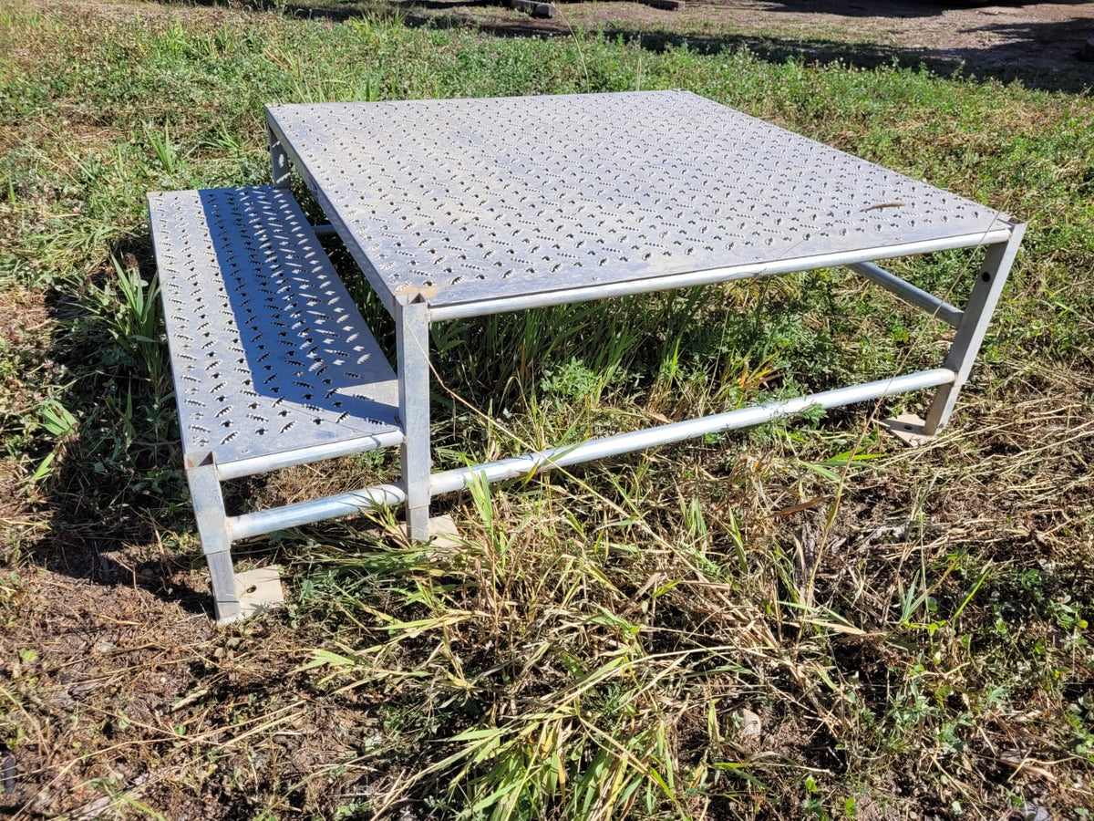 Aluminum Steps – BC Cranes