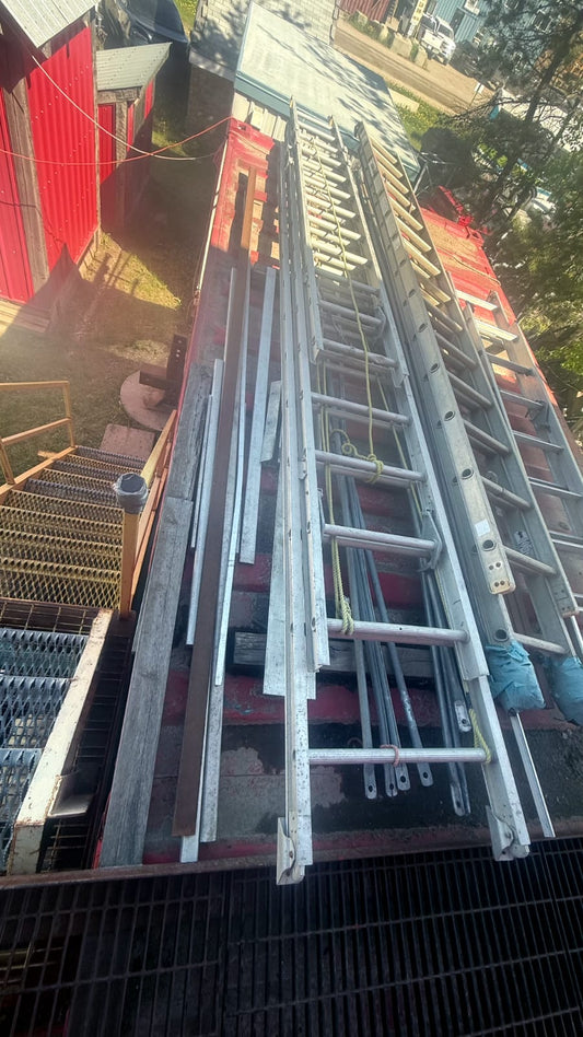50' Aluminum Sturdy Ladder