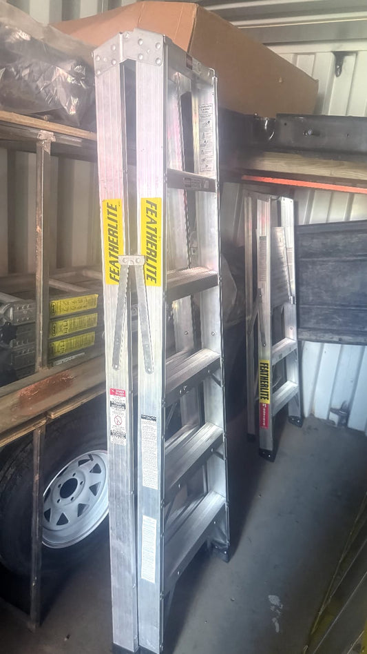 6' Featherlite Aluminum Ladder