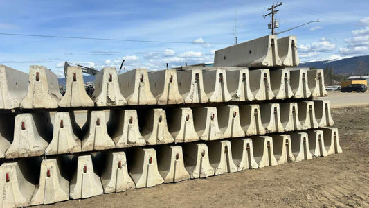 8' Concrete Jersey Barriers