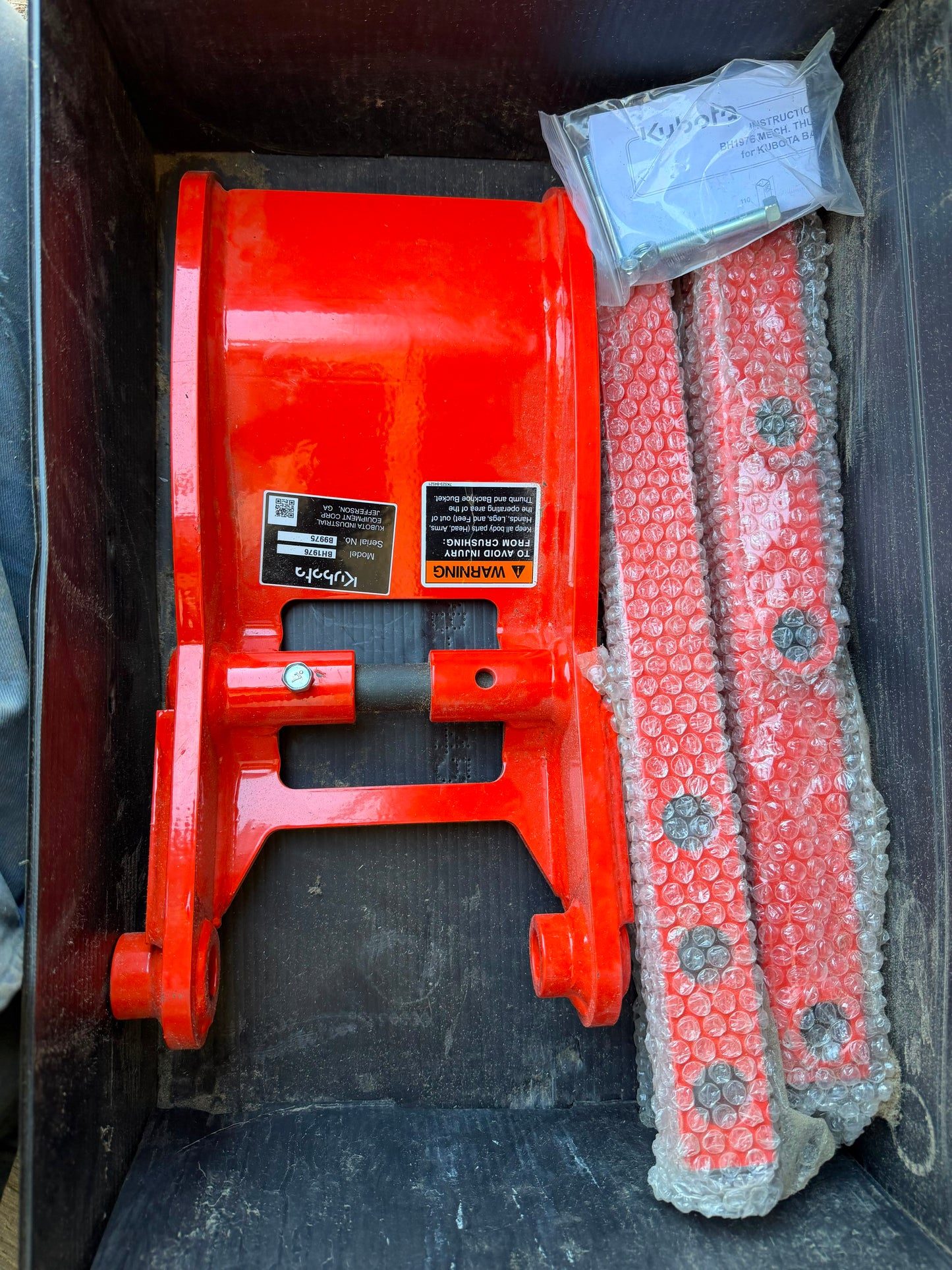 New Kubota mechanical thumb [BH1976]