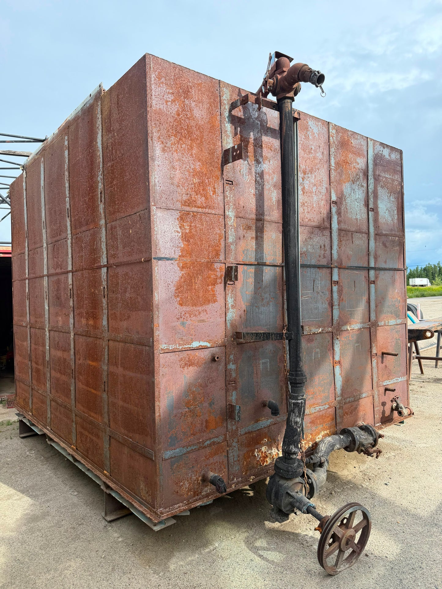 AC  TANK