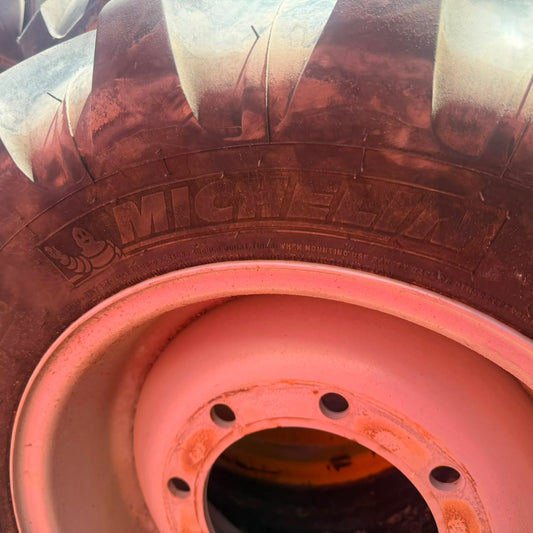 280/80R20 MICHELIN XMCL TIRE & RIM