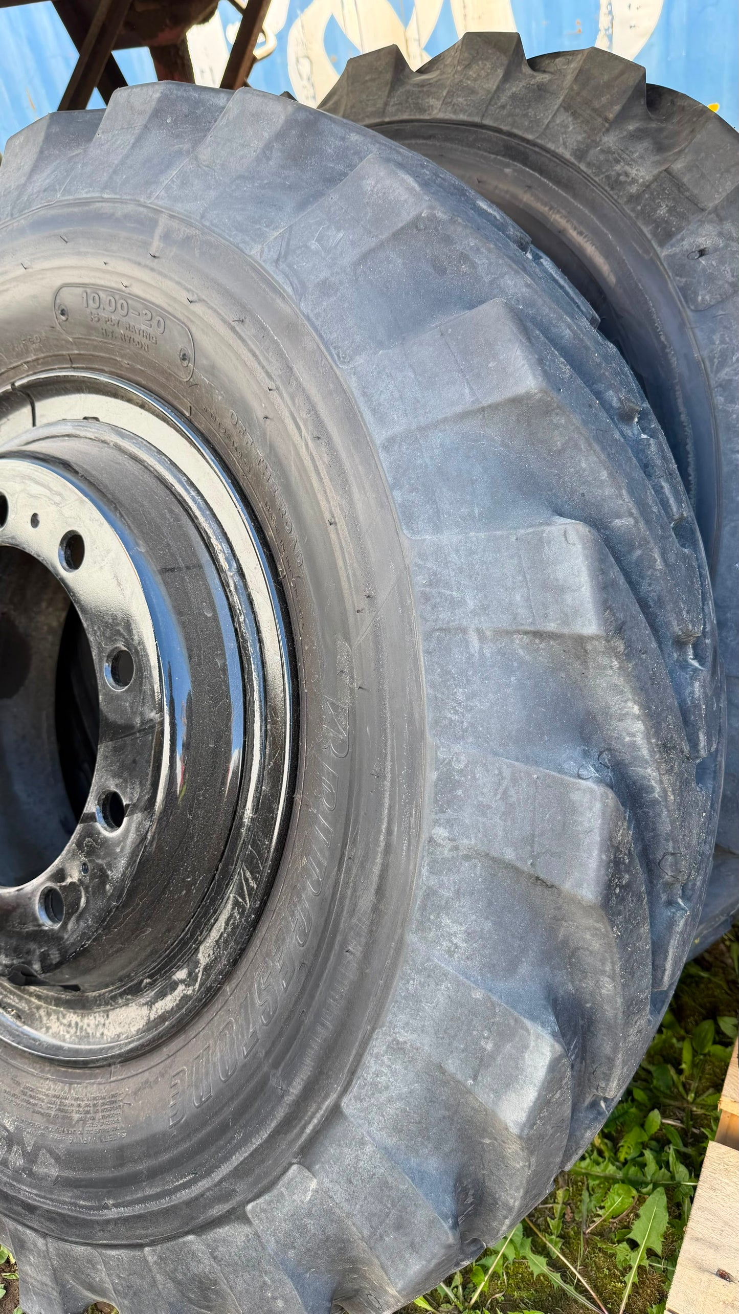 10.00-20 BRIDGESTONE TIRES WITH RIMS