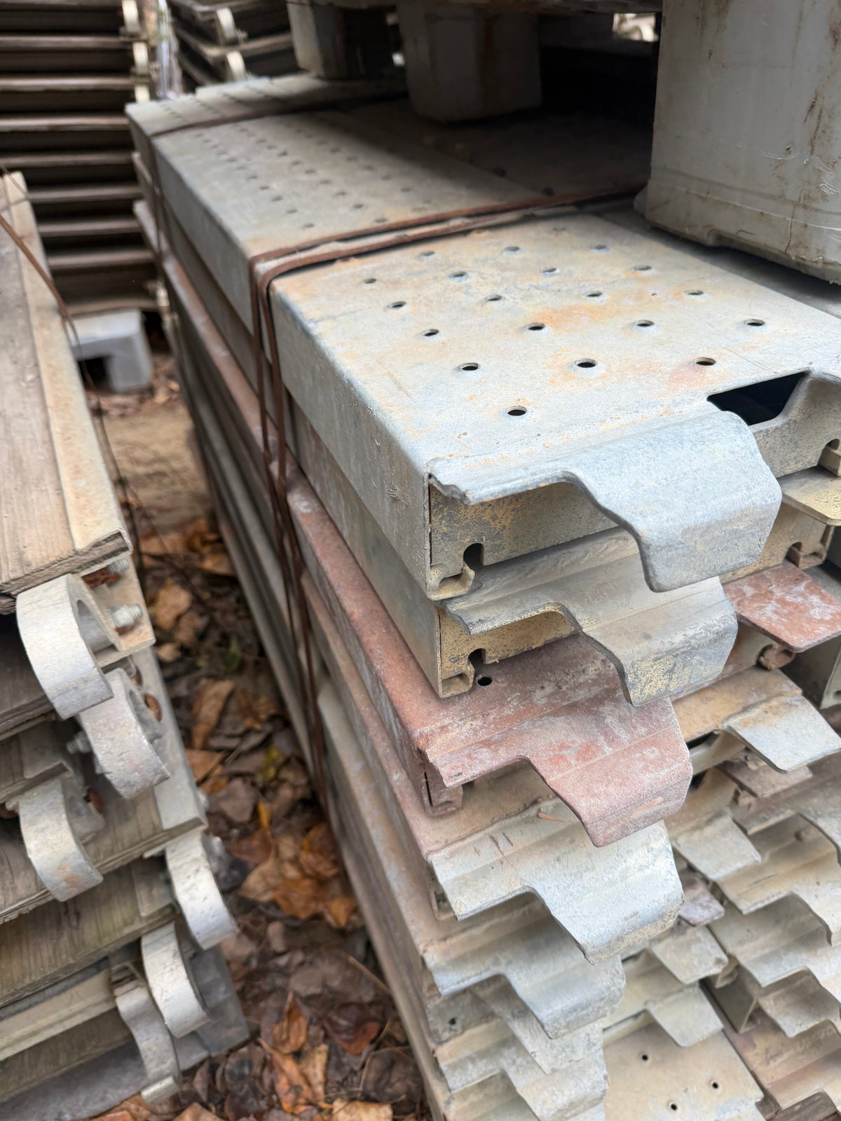 Scaffolding planks