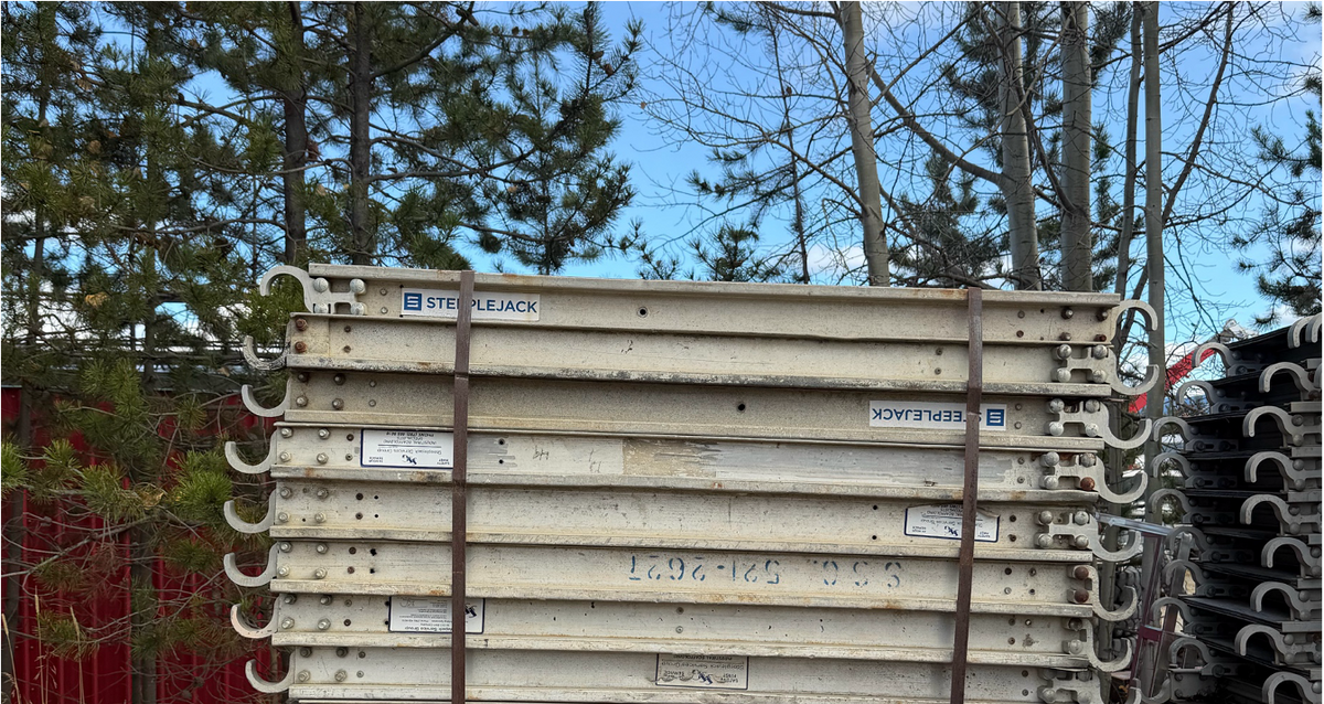 Scaffolding planks