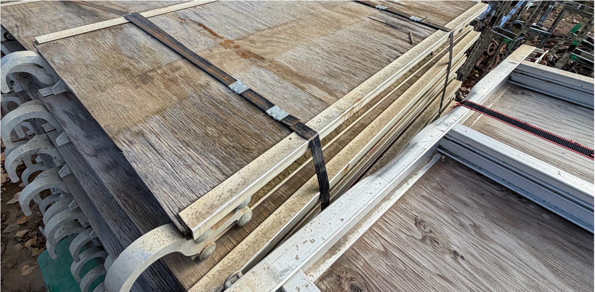 Scaffolding planks