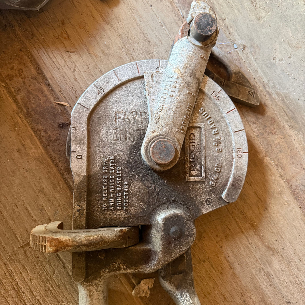 RIDGID TUBE BENDER