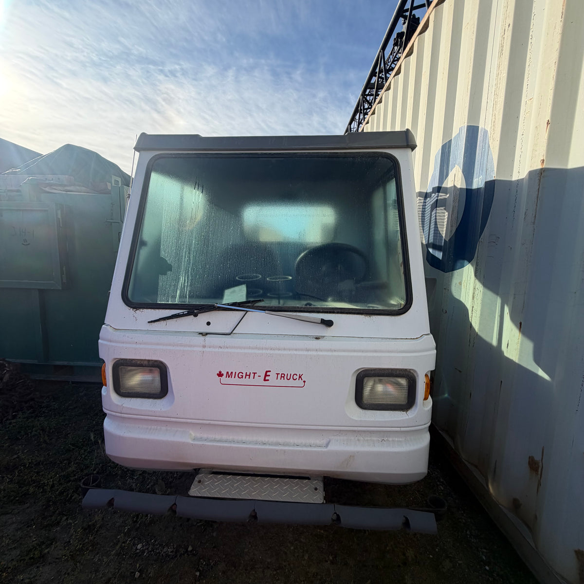 ELECTRIC TRUCK ( NEED REPAIR)