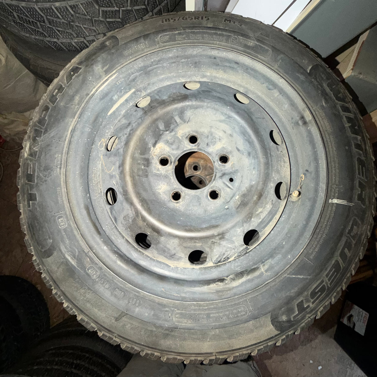 STUDDED WINTER TIRES WITH RIMS