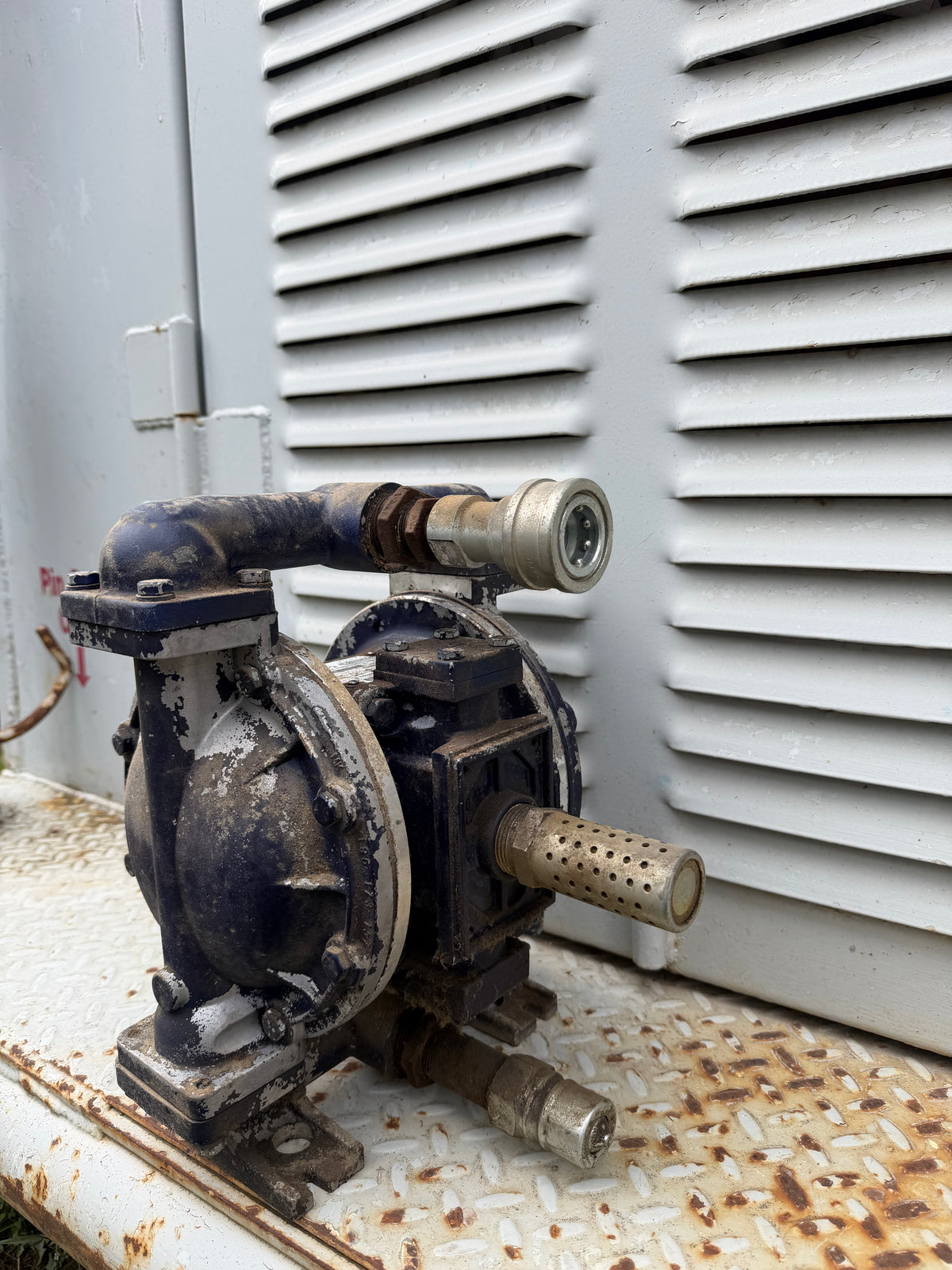 LINCOLN Oil Pump - Air Operated Pump,